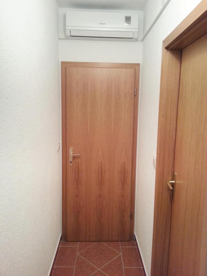 Apartments By The Sea Metajna, Pag - 6465 Exterior foto