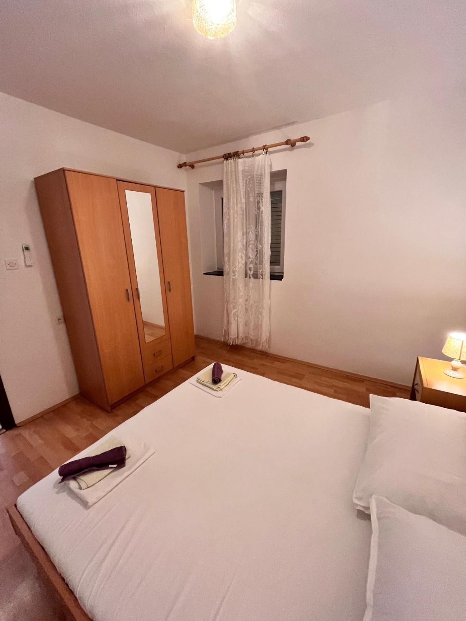 Apartments By The Sea Metajna, Pag - 6465 Habitación foto