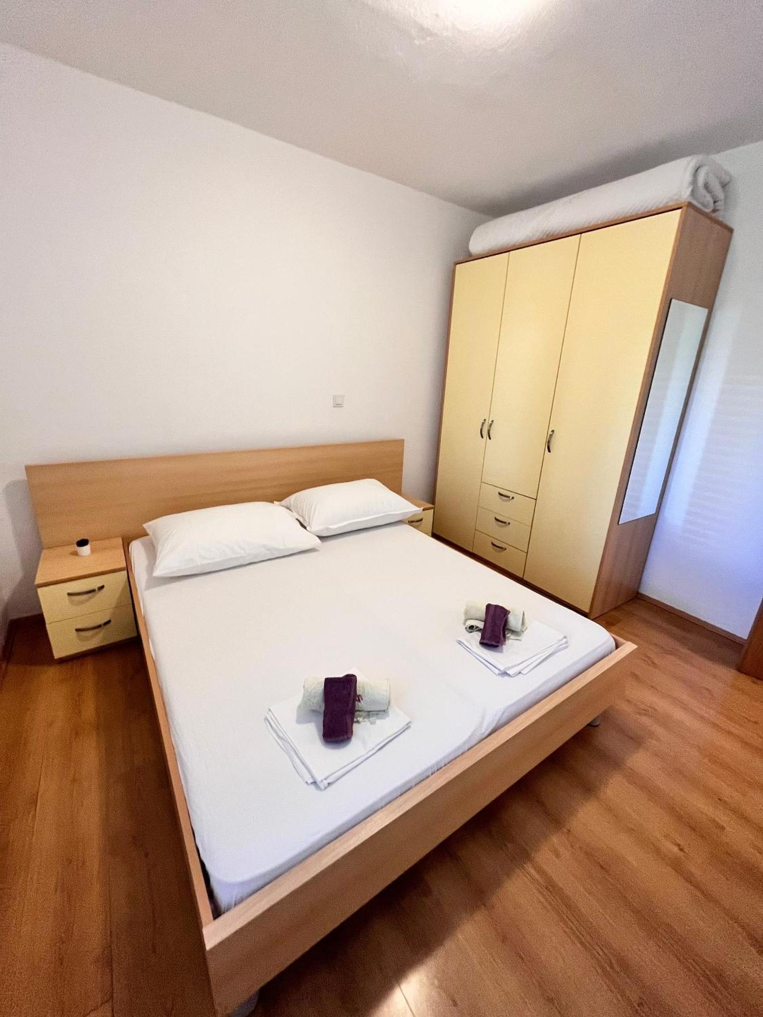 Apartments By The Sea Metajna, Pag - 6465 Habitación foto